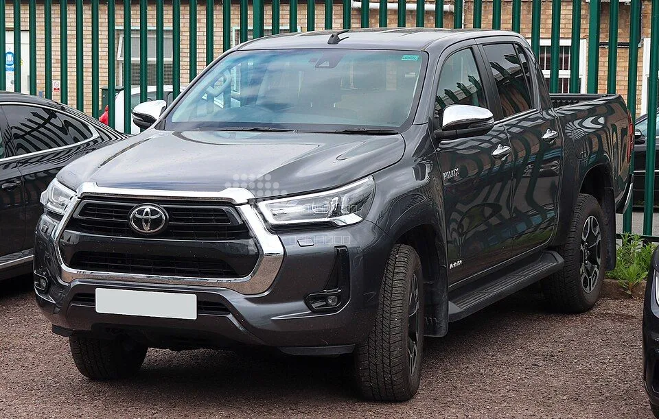 Toyota Hilux Invincible