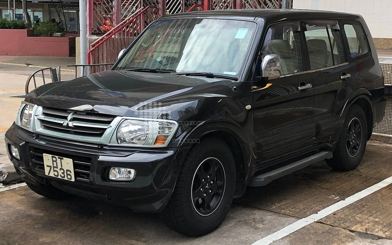 Mitsubishi Pajero GLS