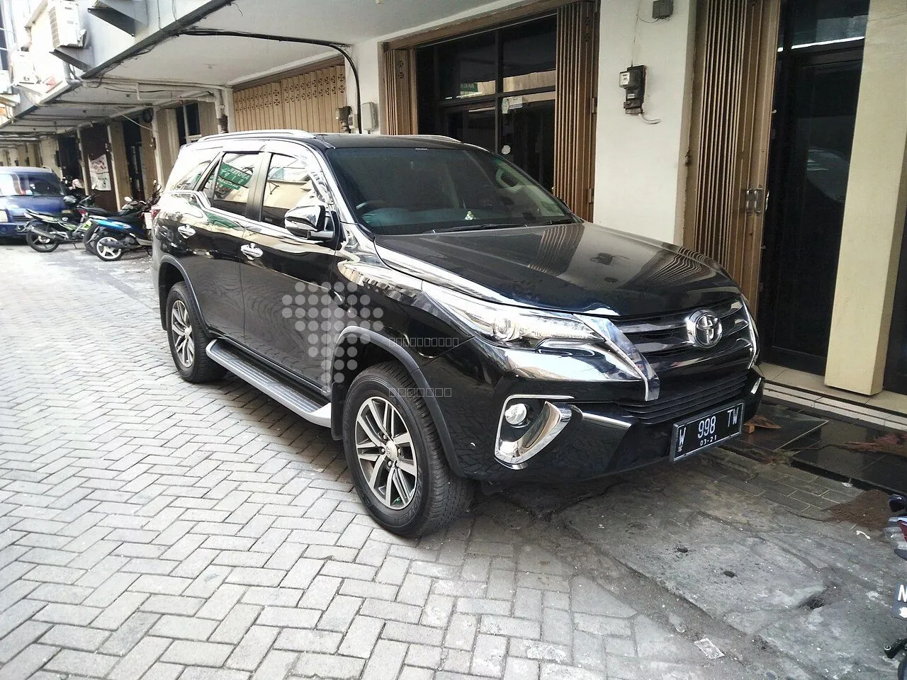 Toyota Fortuner 2.4 G